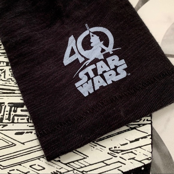 GAP x STAR WARS | Glow in the Dark Millennium Falcon T-Shirt *HTF* size 18-24mo - Picture 5 of 7